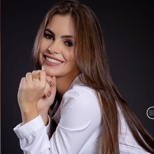 cropped-TATIANE.jpg